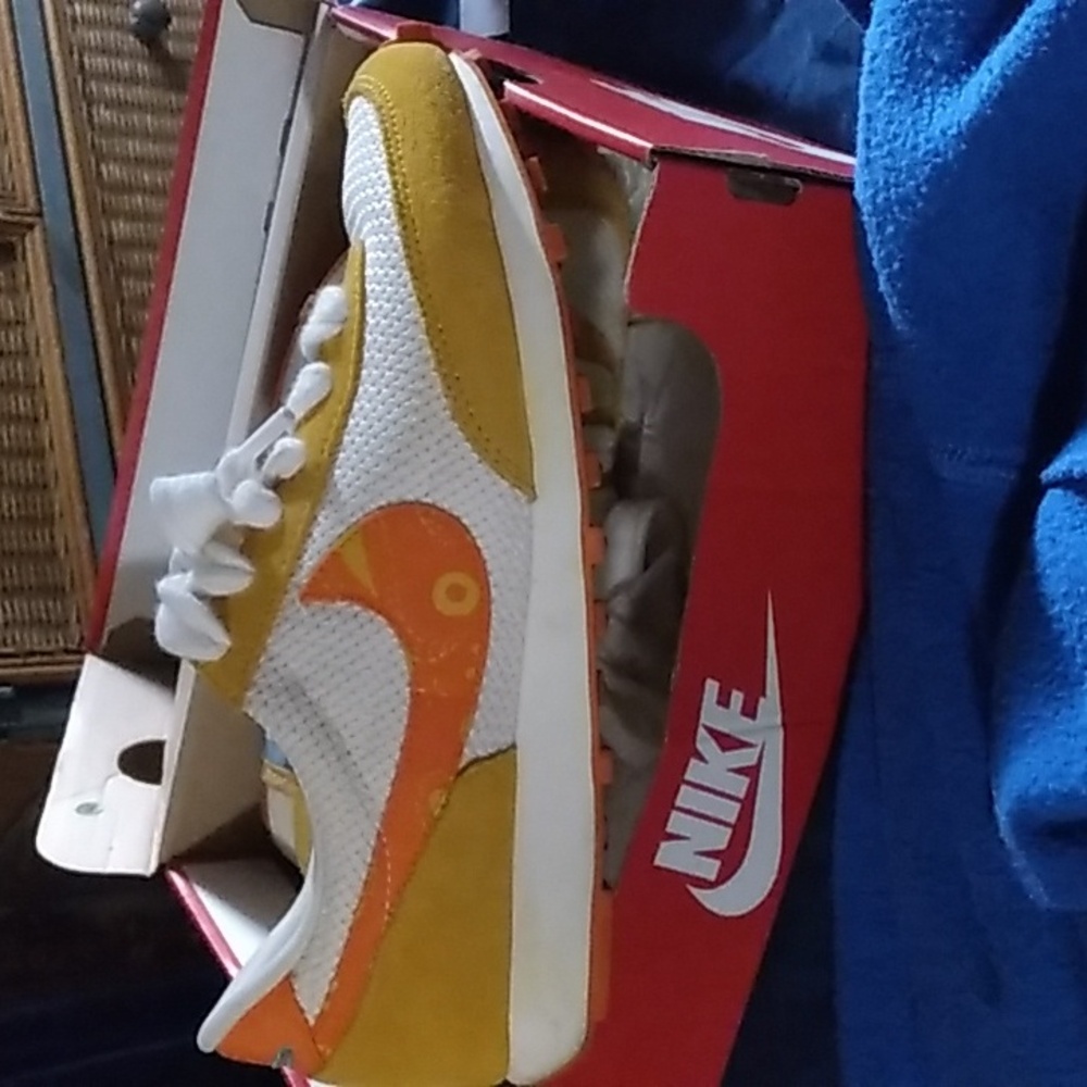 Nike shoes